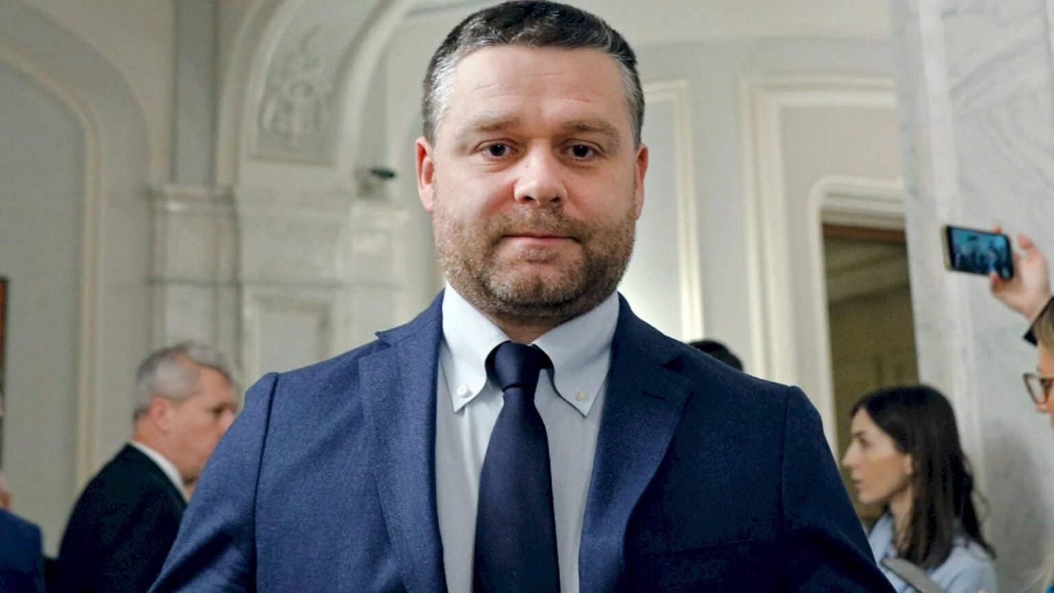 noua functie ii aduce lui ciprian ciucu o marire de salariu cat va castiga primarul general al capitalei dupa plecarea de la ps6 6937fd71c3322