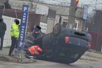 o masina s a rasturnat in bragadiru langa bucuresti martor este blocat traficul spre alexandria 69495d011abed