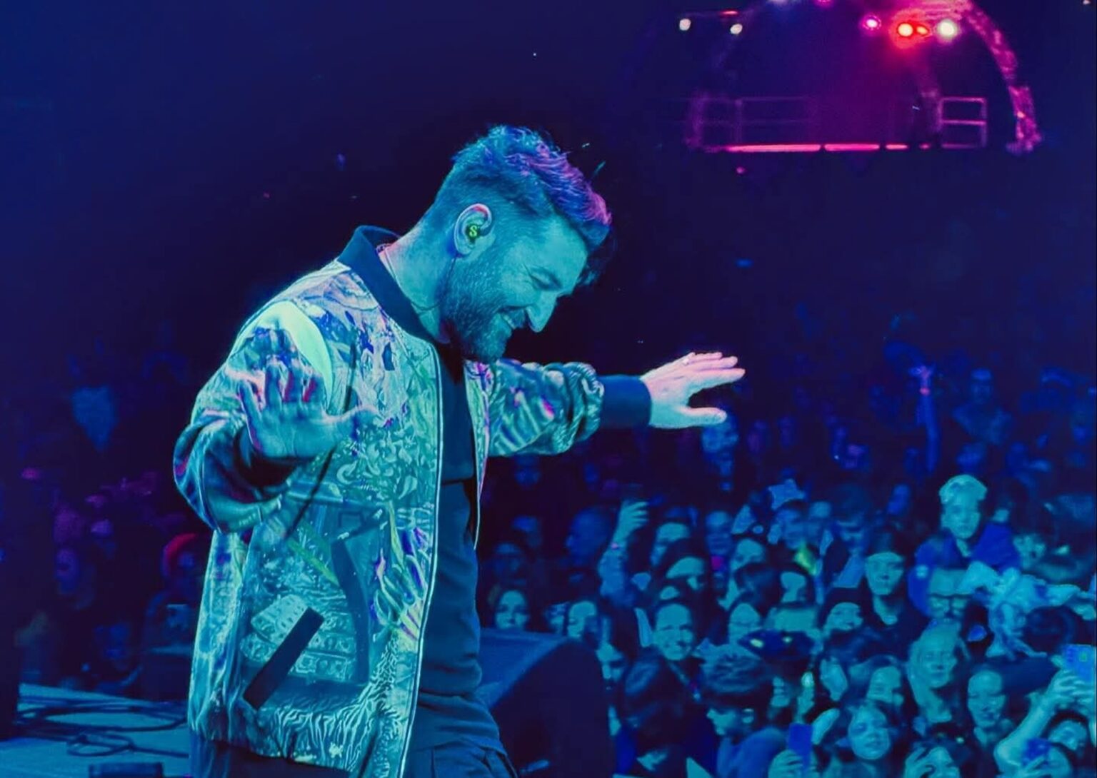 ploaia si vantul l au gonit pe smiley de la west side christmas market cand are loc concertul sau din parcul drumul taberei dupa reprogramare 693588fe6ae2c