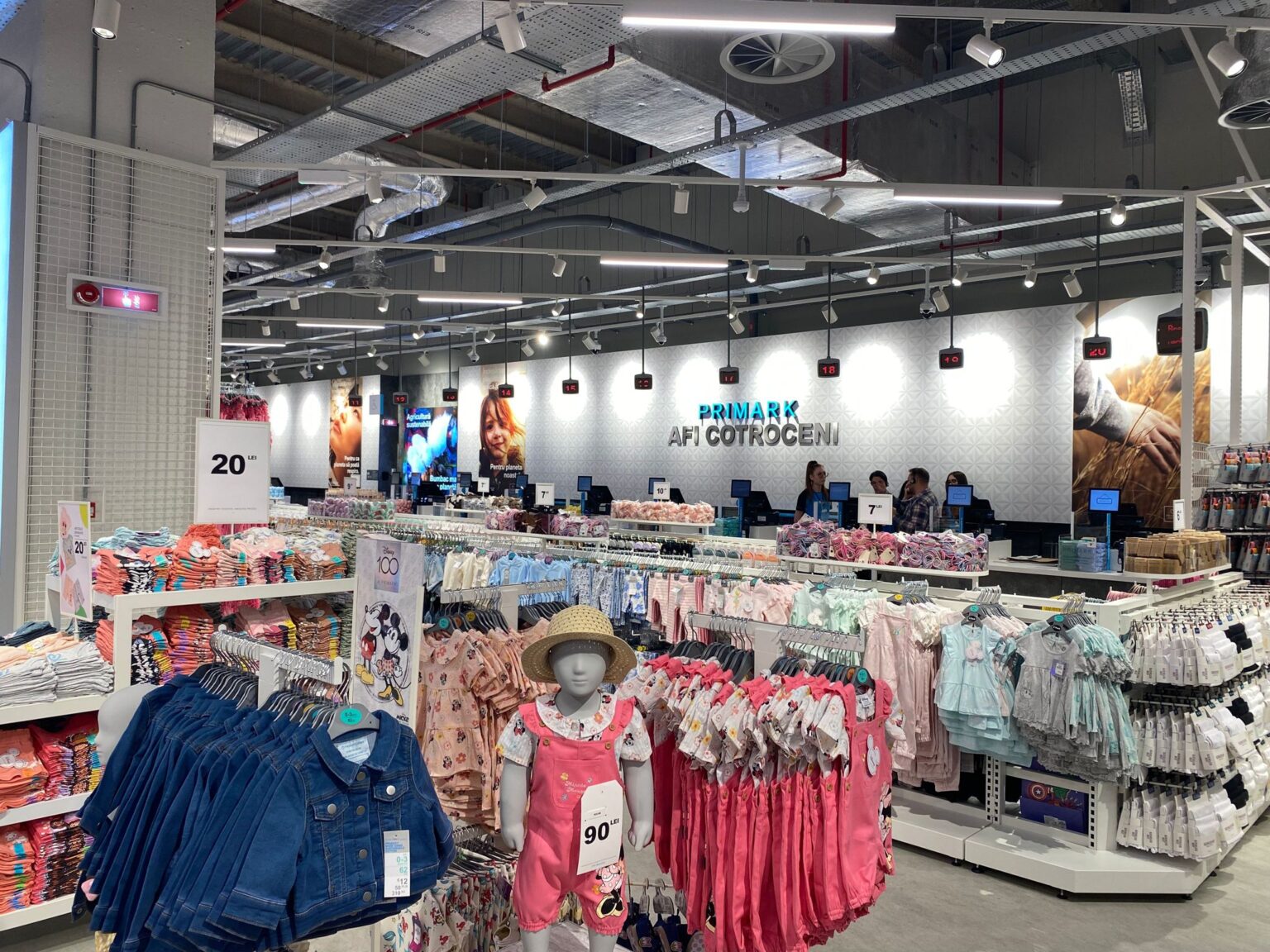 primark isi dubleaza prezenta in romania in 2026 69440020a07c5
