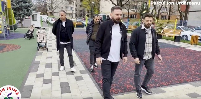 primarul vlad popescu piedone continuam modernizarea locurilor de joaca si a spatiilor de recreere din sectorul 5 69330aa177274