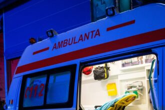 retele electrice romania doneaza ambulantei bucuresti ilfov echipamente radio 6947f000399de