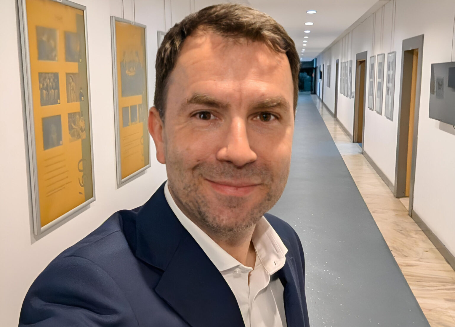 se retrage drula din cursa pentru pmb speculatiile diminetii si raspunsul asteptat la conferinta candidatului usr la alegerile de duminica din bucuresti 69313d3f49147