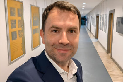 se retrage drula din cursa pentru pmb speculatiile diminetii si raspunsul asteptat la conferinta candidatului usr la alegerile de duminica din bucuresti 69313d3f49147