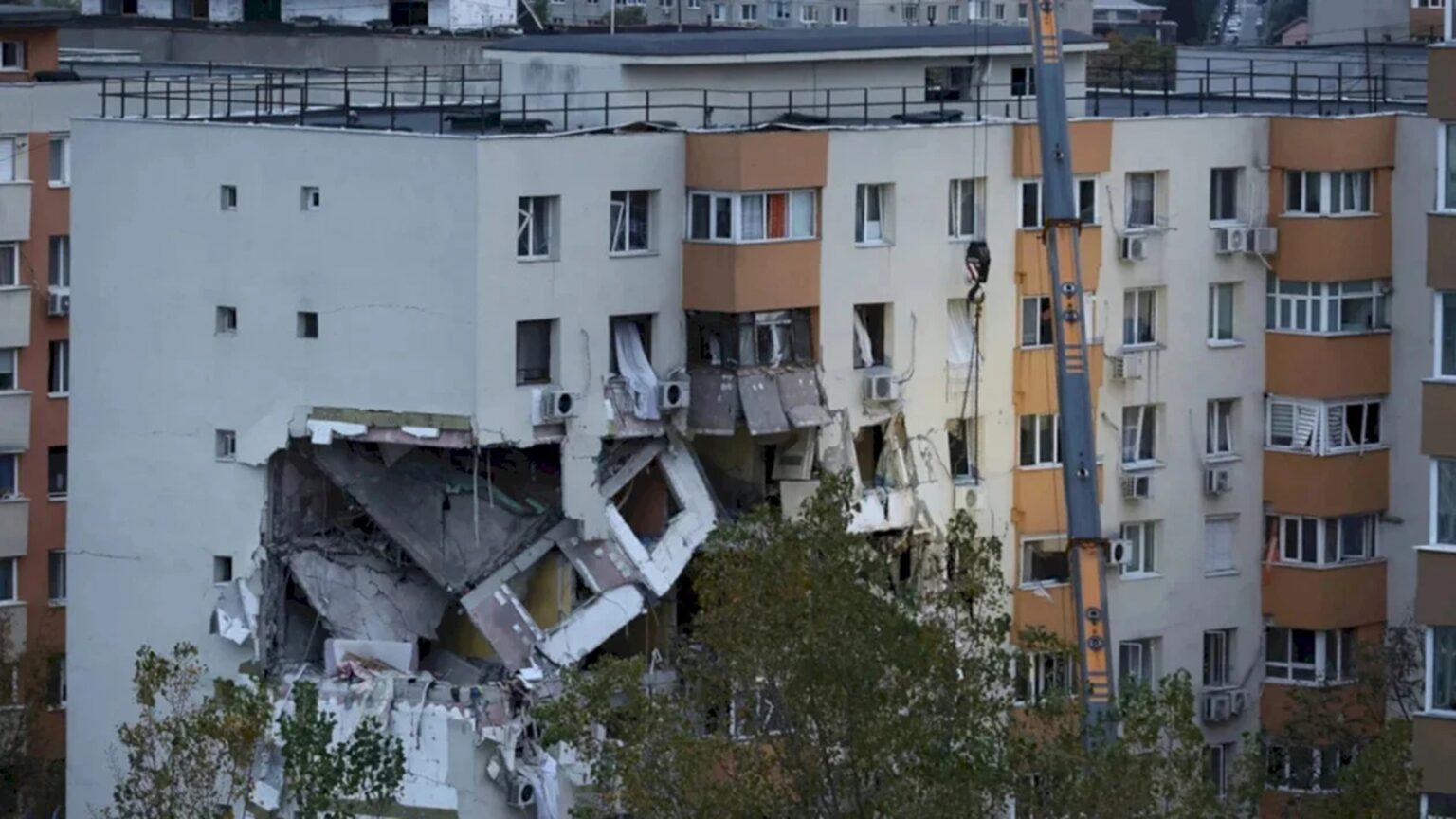 sprijin pentru familiile afectate de explozia din rahova consiliul local s5 a aprobat decontarea cheltuielilor pentru rebranasarea la curent si gaze anunta piedone fiul 694a916f32b0a