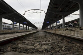 srcf bucuresti vrea sa modernizeze cinci treceri la nivel de pe linia 304 licitatia pentru lucrari se ridica la aproape 80 000 de euro 6952a4a977112