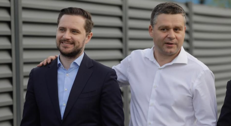 stelian bujduveanu felicitari ciprian ciucu bucurestiul a transmis astazi un mesaj limpede incredere in echipa liberala 693600a0ed6e2