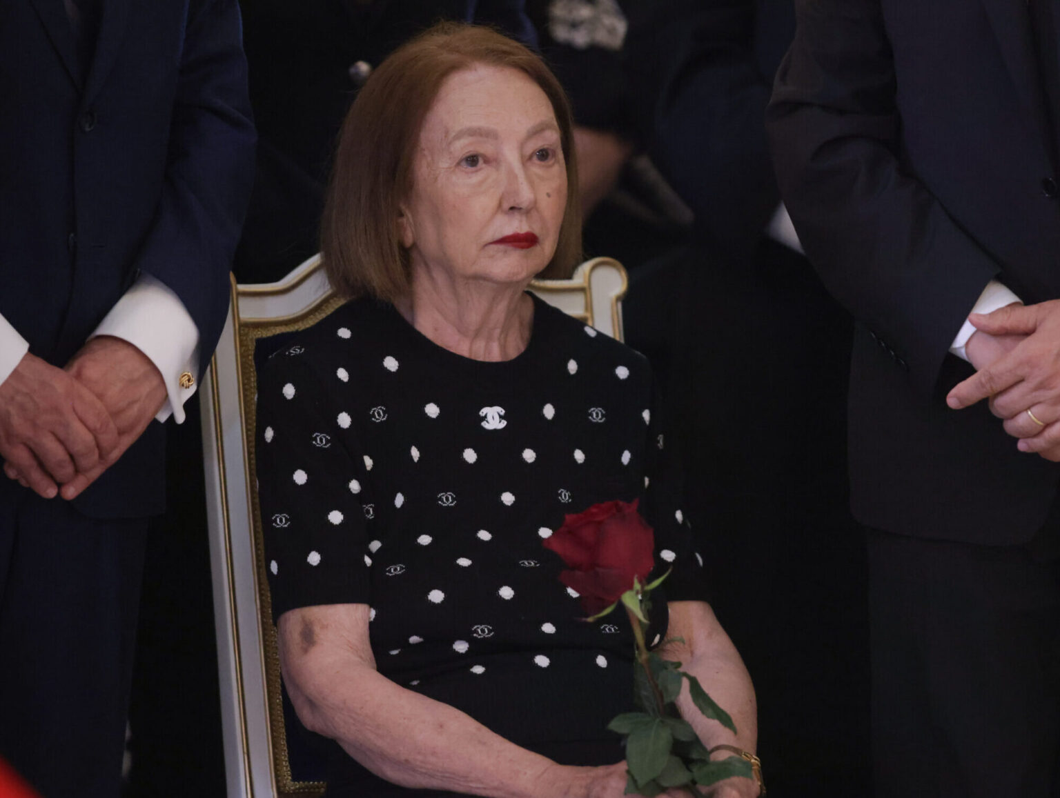 surprizele din testamentul rodicai stanoiu barbatul care spune ca i a fost ca o mama nicidecum iubita e marele beneficiar ce mai primeste pe langa casa din pipera 694511c3be1ab