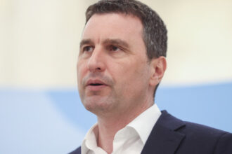 tanczos barna despre criza apei din prahova dorel ajunge in functie de conducere din ce in ce mai des masuri propuse de vicepremier 693166c110dc5