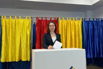 video ana ciceala am votat in dimineata aceasta cu gandul la copiii orasului nostru la tinerii orasului nostru 693543d791dd1