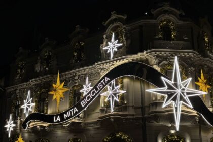 video e29ca8 corul madrigal aduce atmosfera de craciun in weekend la mita biciclista concertul este in aer liber si incepe la ora 19 694012d111ecd