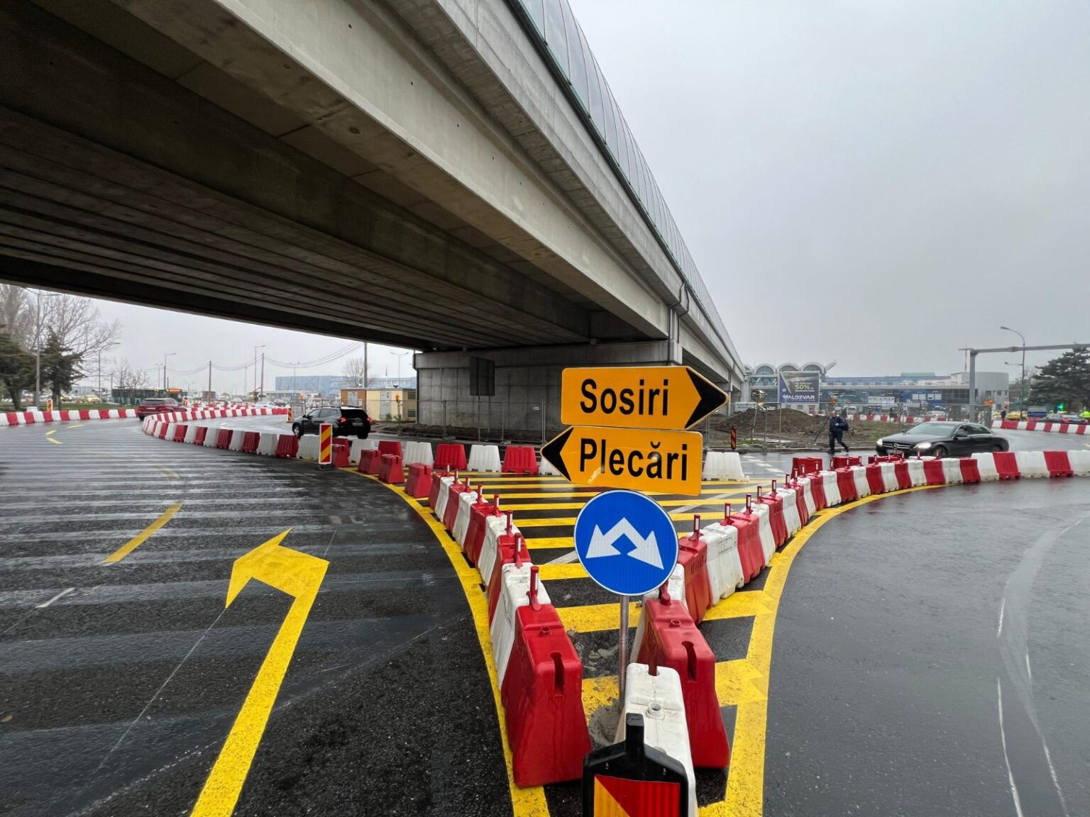 video ghid rapid zonele permise pentru preluare si debarcare la aeroportul otopeni 693a7f688bcb8