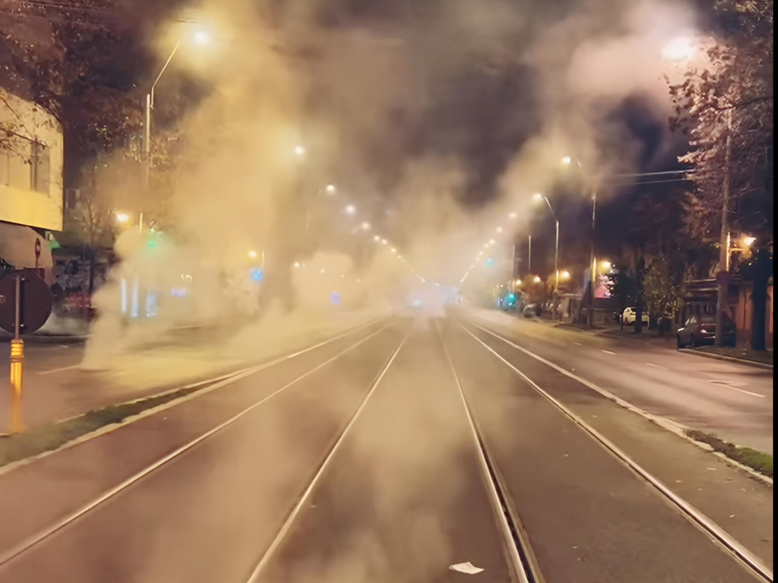 video soseaua fantomelor din bucuresti aici pe la 5 dimineata creaturi transparente si fierbinti ies din subterane din taramul pierderilor de caldura 693280b67d13e