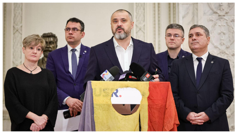 video usr propune interzicerea organizatiilor si simbolurilor comuniste pedepse cu inchisoarea pentru propaganda comunista 694941720fda0