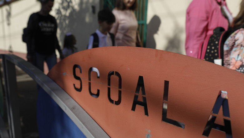 calendarul anului scolar 2026 2027 cand ar putea incepe cursurile si ce vacante sunt vizate de schimbari proiect 69737bf95df6f