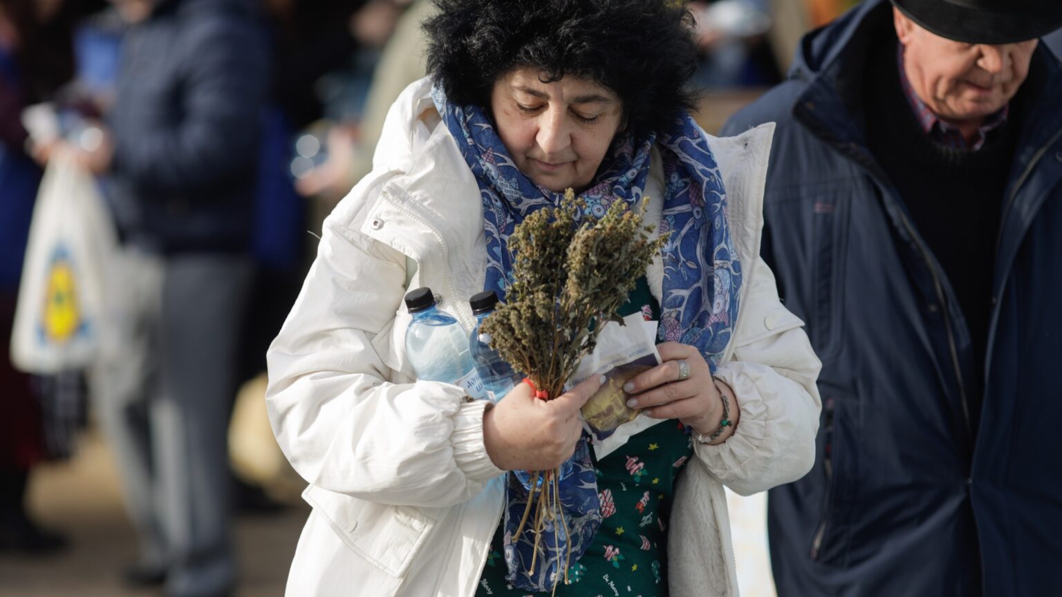 ce recomanda jandarmeria capitalei celor care merg la slujbele de boboteaza masurile sunt luate pentru siguranta credinciosilor 695bdf1e5d1e9