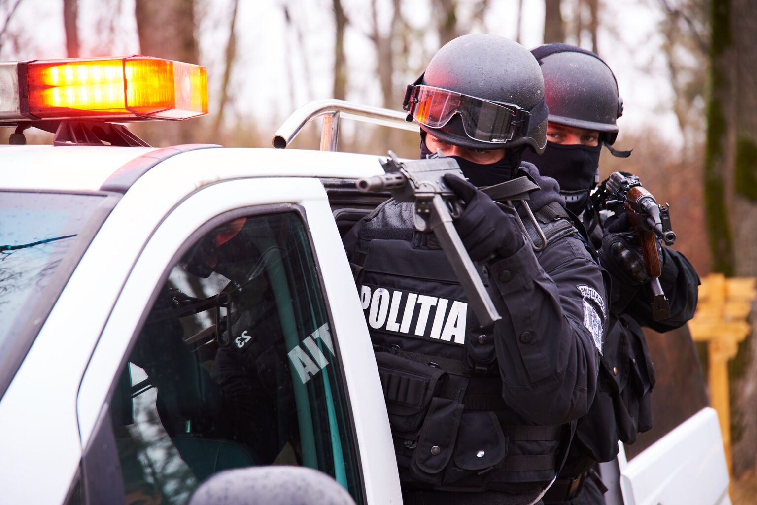 cetatean olandez prins in flagrant in capitala cu 12 kilograme din asa numitul drog zombie retinut 6974a7521dc70