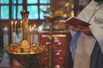 cuviosul teodosie cel mare 2026 zi cu cruce rosie in calendarul ortodox obicei important care aduce binecuvantare explicat de preot 6963559f60dce