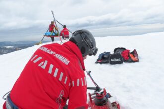 debut de foc pentru salvamontisti in 2026 zeci de interventii de urgenta in 24 de ore 695774a60e438