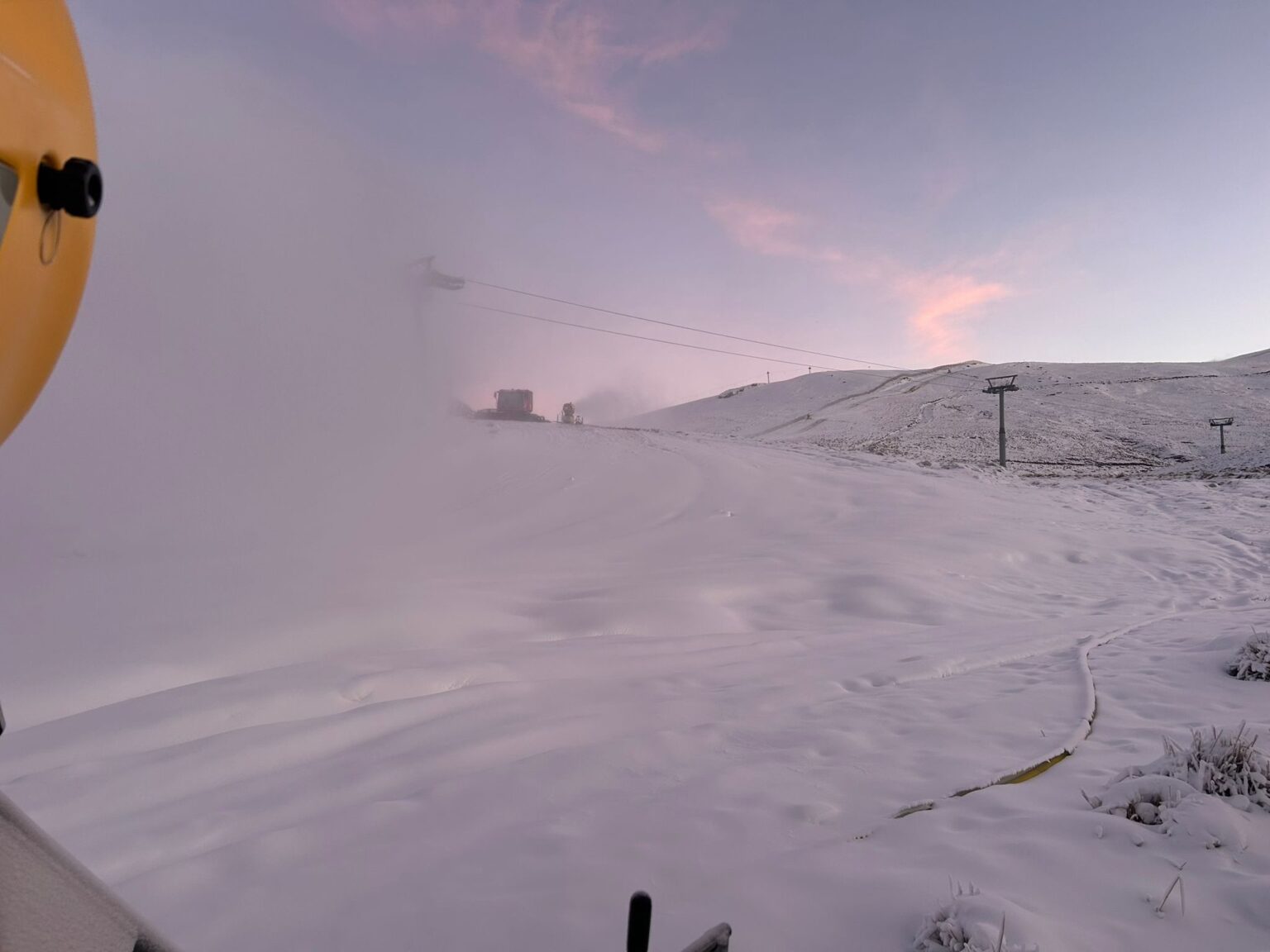 domeniul schiabil al statiunii sinaia este inchis sambata nu se vand cartele de tip schi pass insa se poate urca cu telecabina pana la cota 2000 69622038d0740