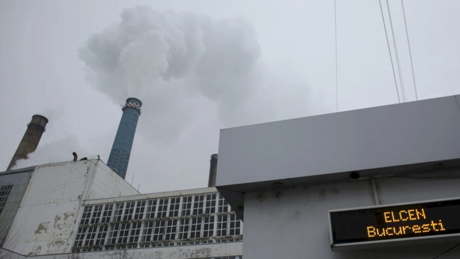 esential elcen vs termoenergetica in ziua in care problema caldurii in bucuresti ramane uriasa daca facem ce ne cer si marim debitul la cet sud creste riscul de avarii 6964f89f15277