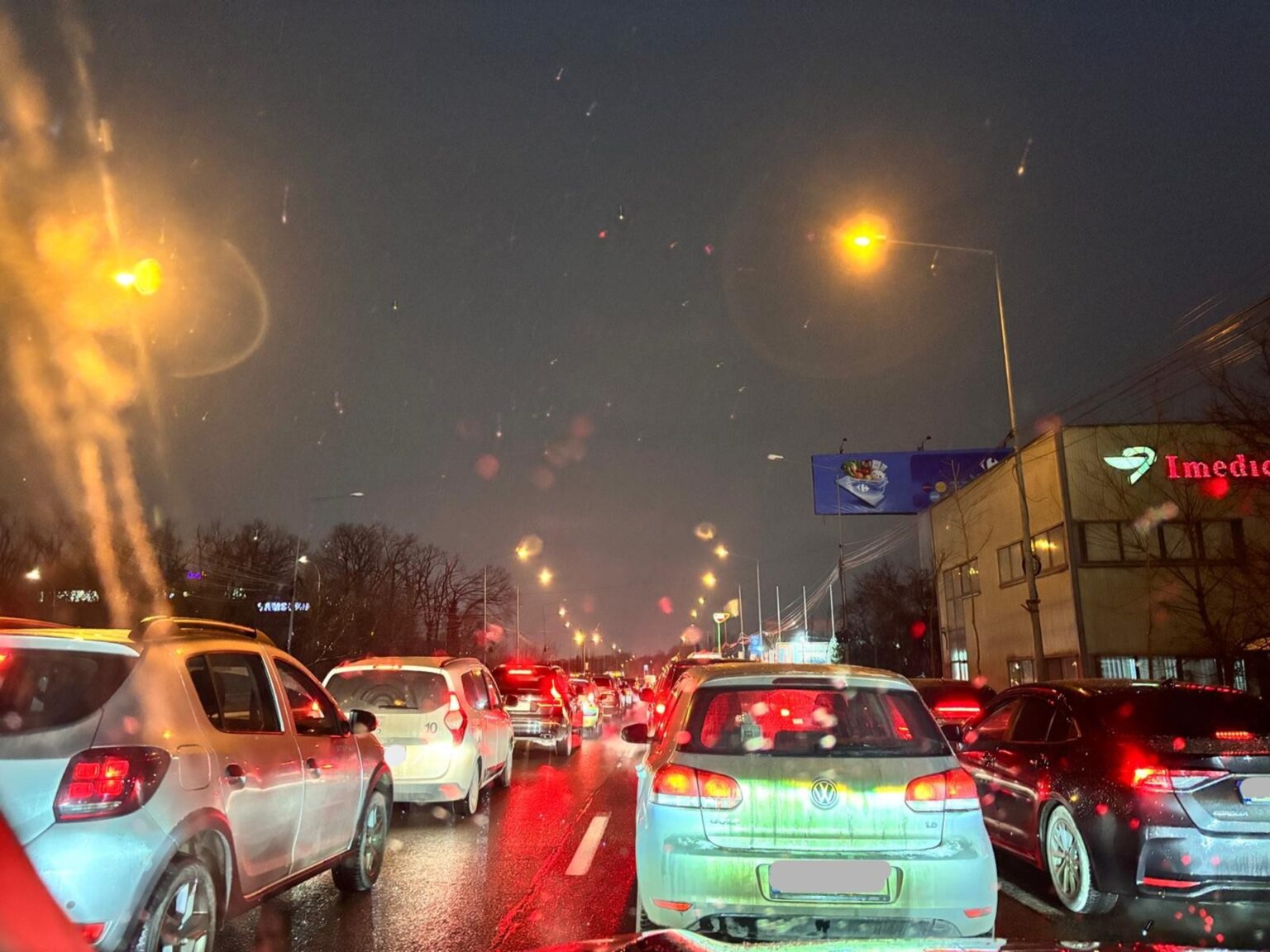 foto dimineata de luni in care noile restrictii de la santierul m6 au blocat complet dn1 2 kilometri in 40 de minute 696dc73c9d6fa