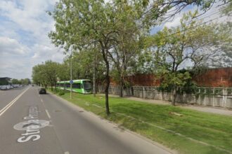 foto sine de tramvai distruse de gazon acum si pe soseaua progresului situatie la indigo cu dezastrul de pe linia 32 suspendata pentru reparatii capitale 695b976588e0a