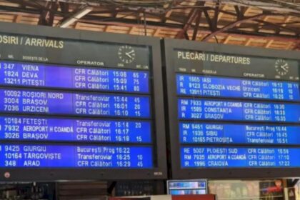mai multe trenurile cfr au ajuns cu intarziere in gara de nord o firma a taiat accidental cablurile de semnalizare pe linia peris buftea 695f61bbeeec3