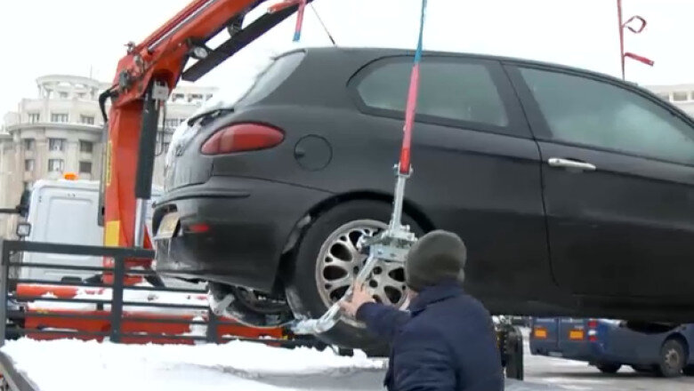 masinile parcate neregulamentar in sectorul 3 nu vor mai fi ridicate daca soferul afiseaza un numar de telefon si raspunde la apel 696a34153e3d4