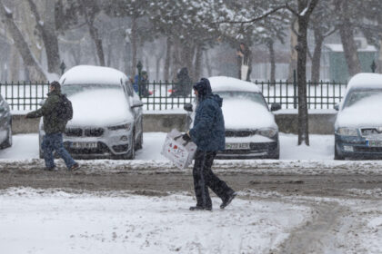 ministerul de interne a convocat comandamentul de iarna autoritatile actioneaza pentru deszapezire si remedierea avariilor 695ba4cd81881