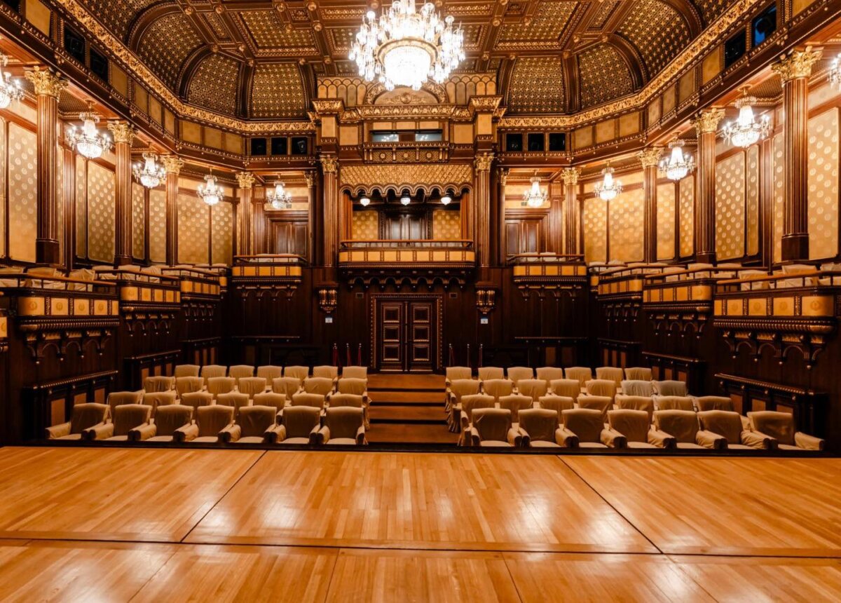 nicusor dan marcheaza ziua culturii nationale si anunta deschiderea salii de teatru de la palatul cotroceni pentru tineri actori 6968d1e90de86