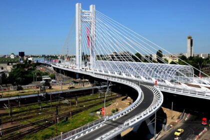 pasajul basarab e aproape un dezastru arata expertizele podul pune in pericol vietile celor care il strabat constructia nereceptionata are nevoie urgenta de mentenanta 696a35a451a9f