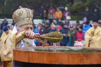 patriarhul daniel botezul domnului o sarbatoare de binecuvantare si bucurie 695d48c600912