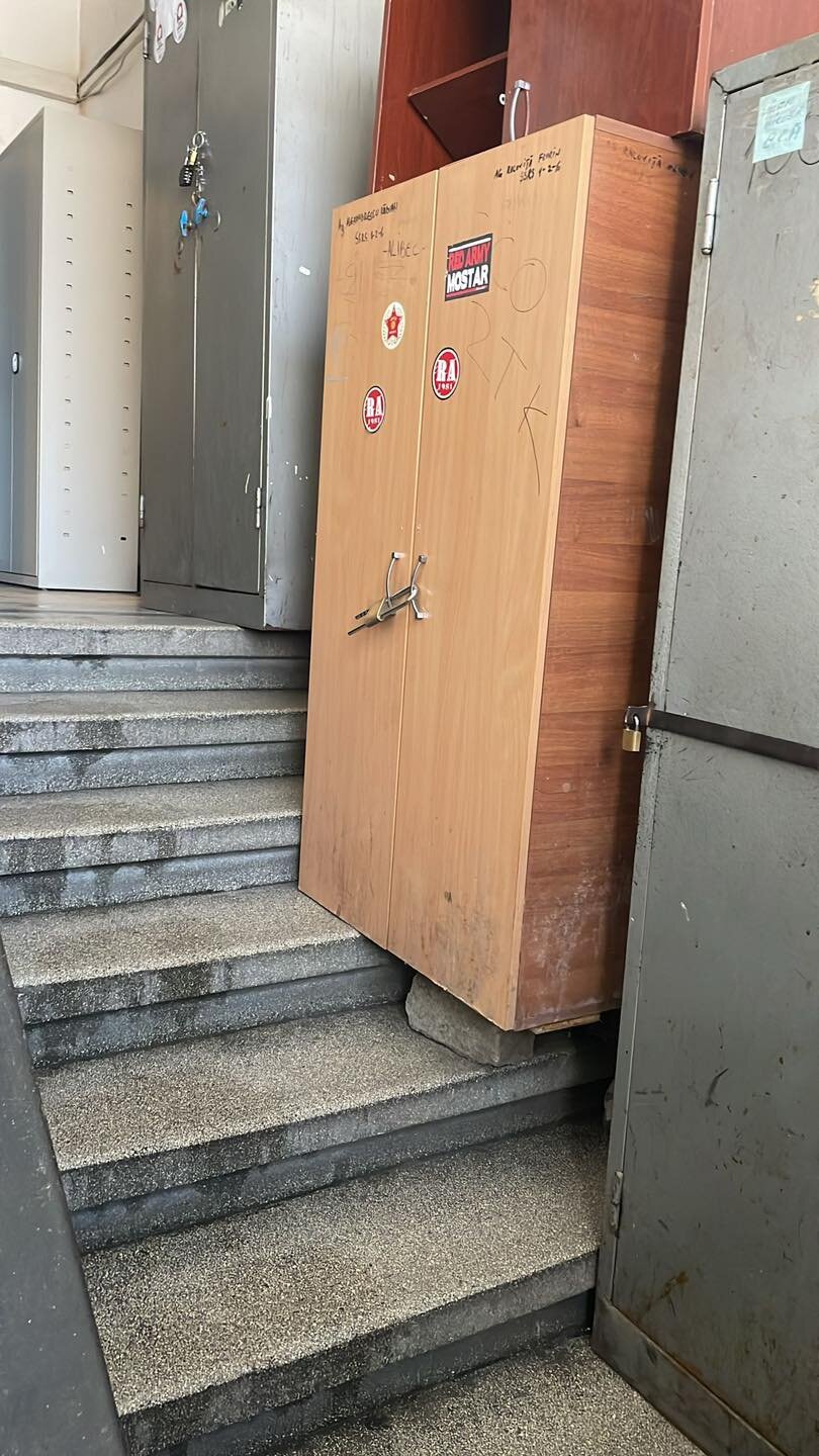 sindicatul europol holurile brigazii rutiere din bucuresti sunt pline de dulapuri instabile ce spune brigada rutiera 6965ee5116fc1