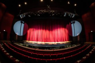 stagiunea 2025 2026 a teatrului national de opereta si musical ion dacian se reia in 15 ianuarie 6966716726ca3