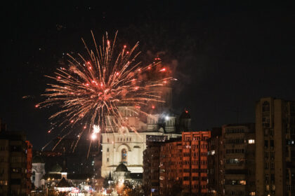 val de poluare dupa focurile de artificii din bucuresti cu depasiri de pana la 16 ori peste valorile recomandate cele mai afectate cartiere berceni si militari 695651681003f