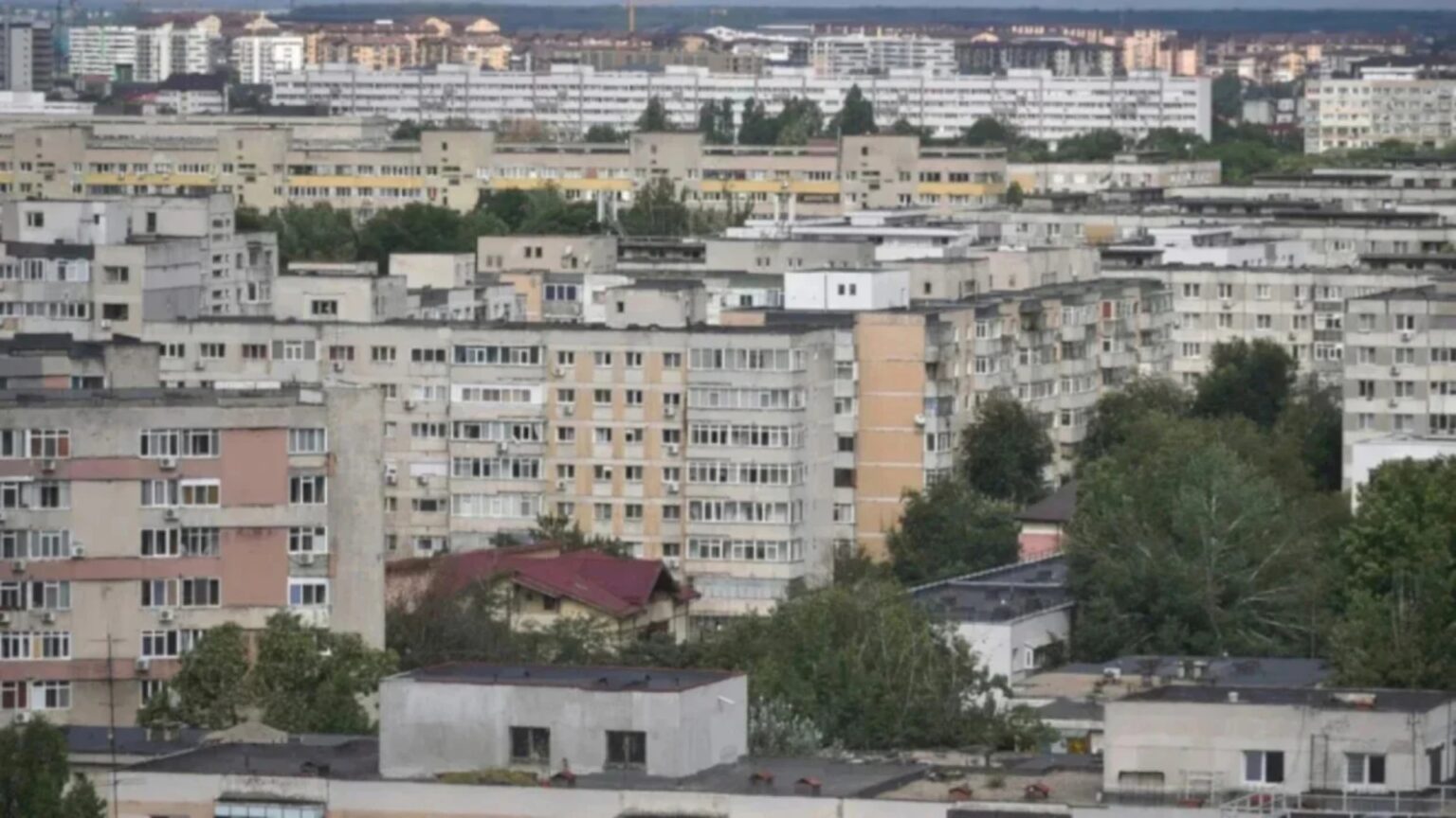 video bucurestenii resimt scumpirile din 2026 inca din primele zile un apartament cu trei camere in sectorul 6 costa acum aproape dublu fata de anul trecut 6958f6d1b48db