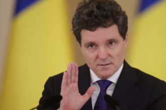 video nicusor dan mi ar fi placut sa nu creasca nicio taxa ba chiar sa scada 695d74dfdd2a1