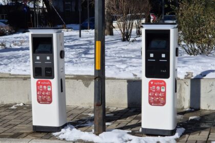 9 statii de incarcare pentru masini electrice in sectorul 1 cu 18 locuri disponibile simultan 69820718d9240