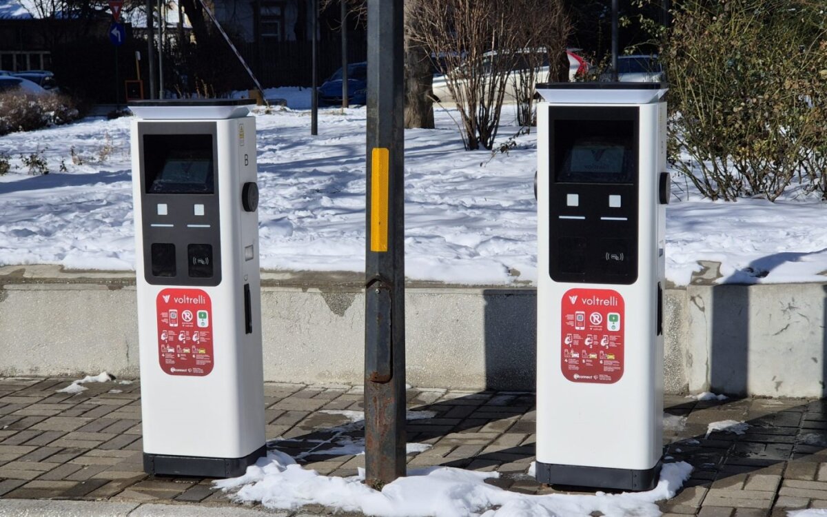 9 statii de incarcare pentru masini electrice in sectorul 1 cu 18 locuri disponibile simultan 69820718d9240