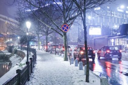 anm aproape jumatate din tara inclusiv capitala sub alerte de cod galben de ninsori si viscol 6994255adb9ab