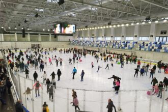 berceni arena se redeschide integral pentru public in acest weekend care e programul patinoarului de vineri sambata si duminica 6985e59d6007c