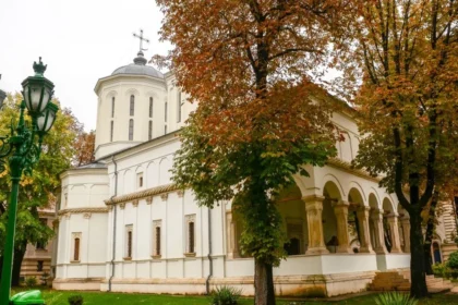 biserica palatului cotroceni si a deschis pagina oficiala de facebook 697f01b32a303