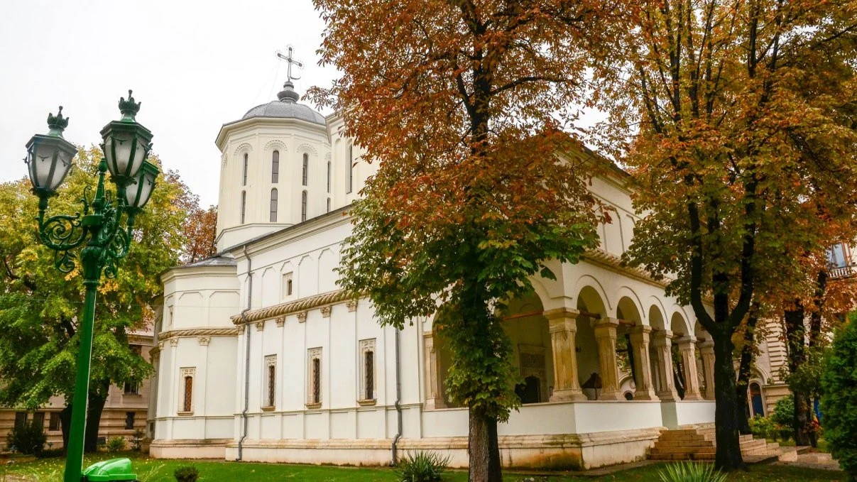 biserica palatului cotroceni si a deschis pagina oficiala de facebook 697f01b32a303