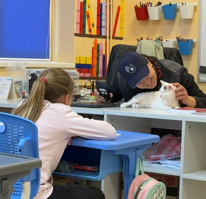 cursul optional ora cu si pentru animale va fi introdus in scoli in toata tara foto 698edf5166c17