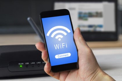 de ce ar trebui sa dezactivezi wi fi ul cand pleci de acasa expertii it avertizeaza pot fi compromise date personale 6986d1ee4d71a