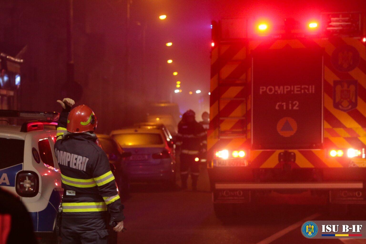 explozie intr un bloc din chitila doua persoane au fost ranite zeci de locatari evacuati 6986f1ad6400b