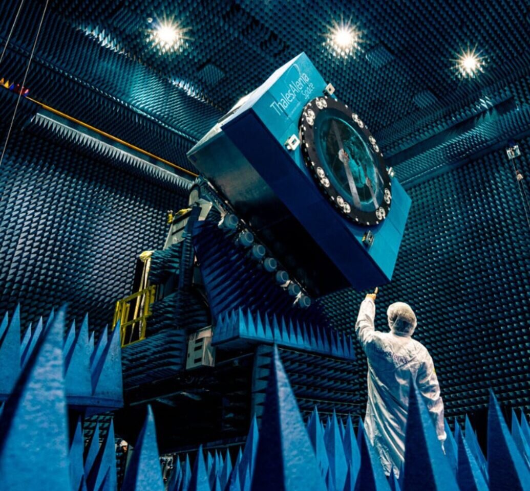 grupul thales jucator in industria de aparare angajeaza peste 200 de oameni in romania 698afd9c9fa80