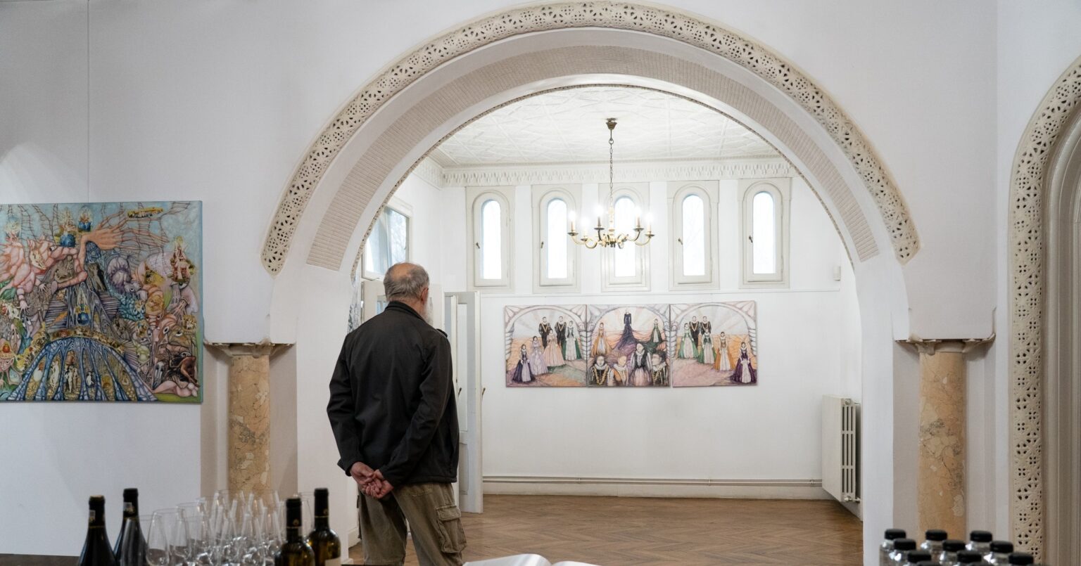 la multi ani madrigale29da4efb88f printre evenimentele care marcheaza aniversarea a 63 de ani un concert aniversar si galeria madrigal expozitie cu acces gratuit 699c409d05b65