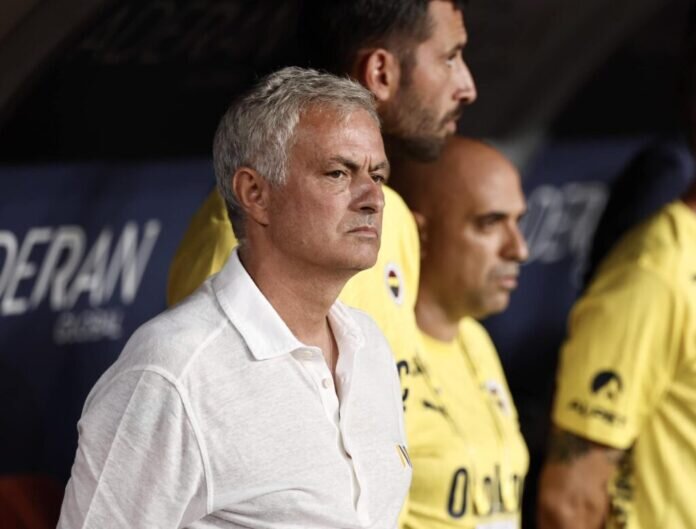 mourinho i a reprosat lui vinicius modul in care a sarbatorit golul marcat pe estadio da luz 69958049eb302
